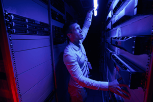 data-center-employee-monitoring-cooling-system-1200x800