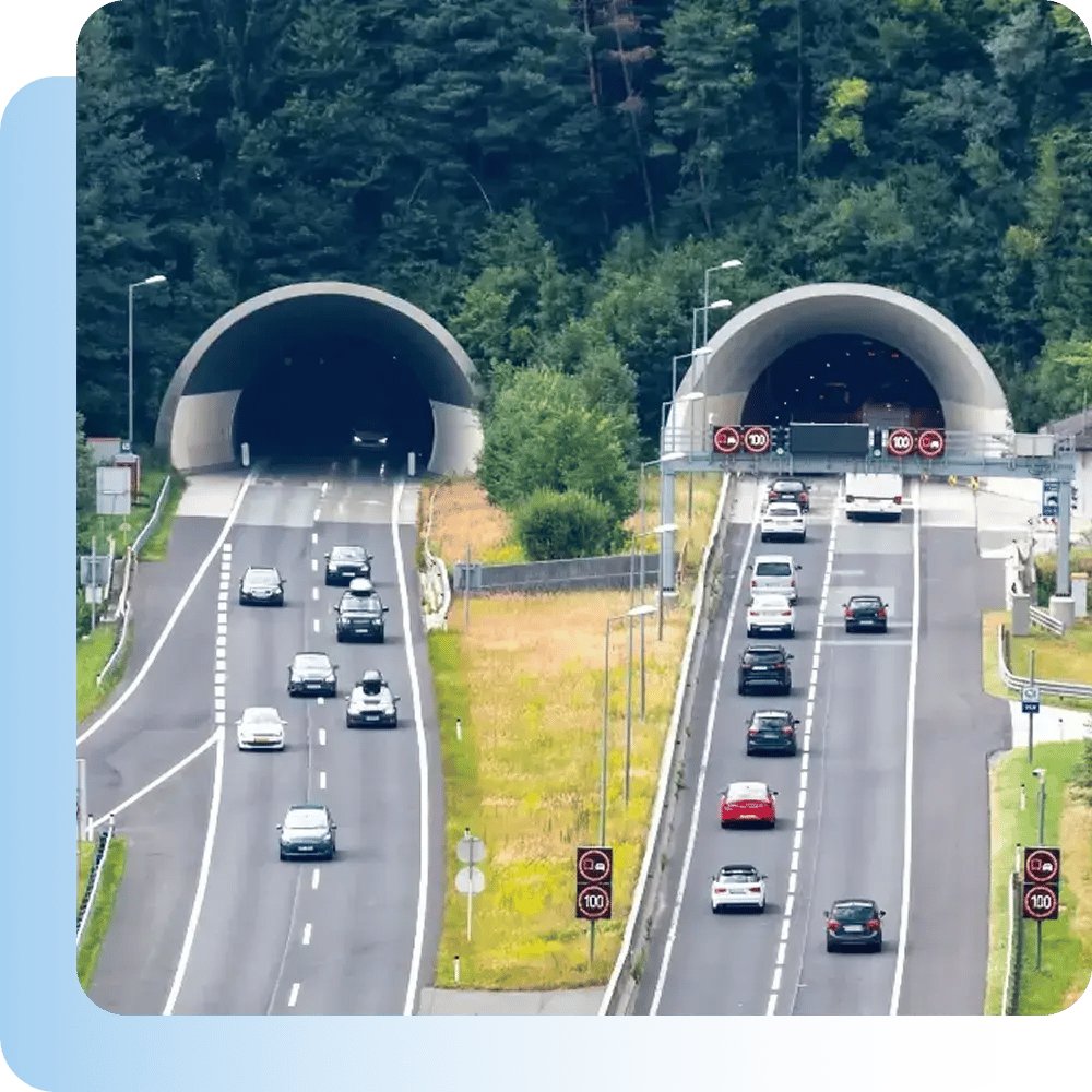 use-cases-industries-transport-header-blue use-cases-industries-transport-header-blue